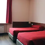阿尔巴特罗斯酒店 酒店