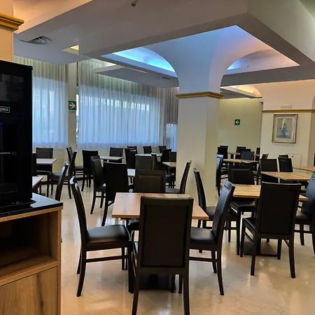Albatros 4* Mestre