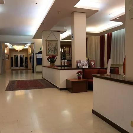 Albatros 4* Μέστρε