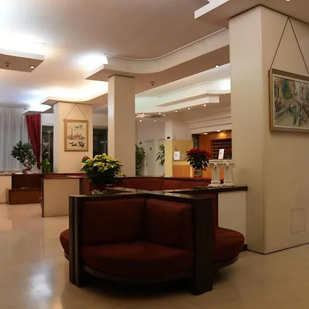 Albatros 4* Μέστρε