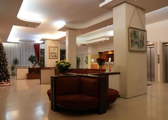 Albatros 4* Местре