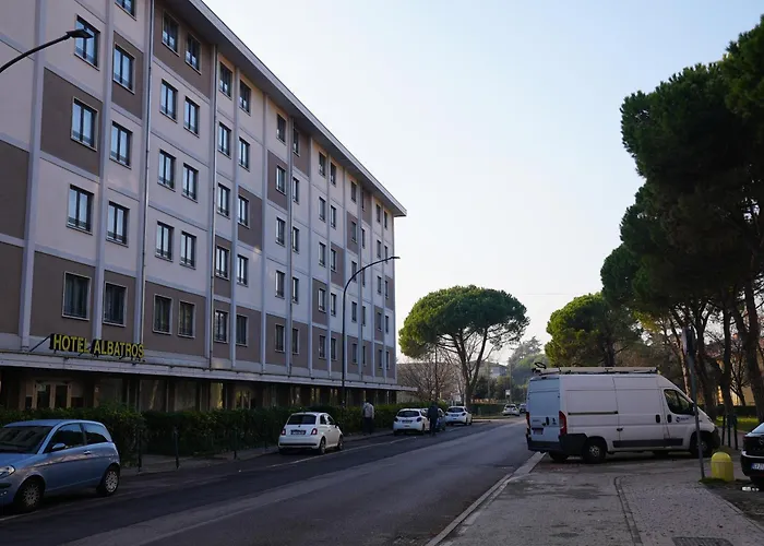 Albatros Отель 4*